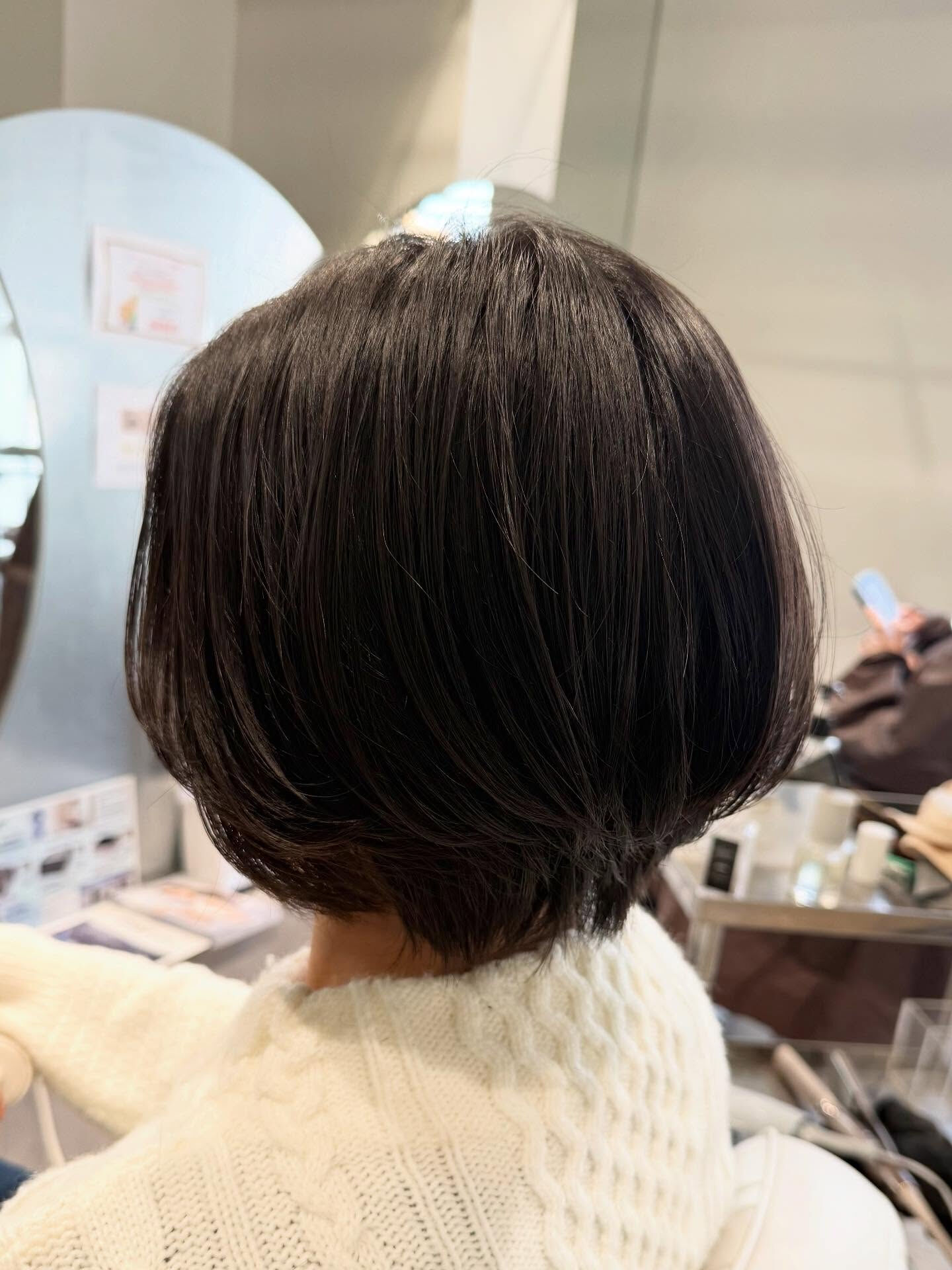 ご自身の結婚式が終わりバッサリカットを任せていただきました✂